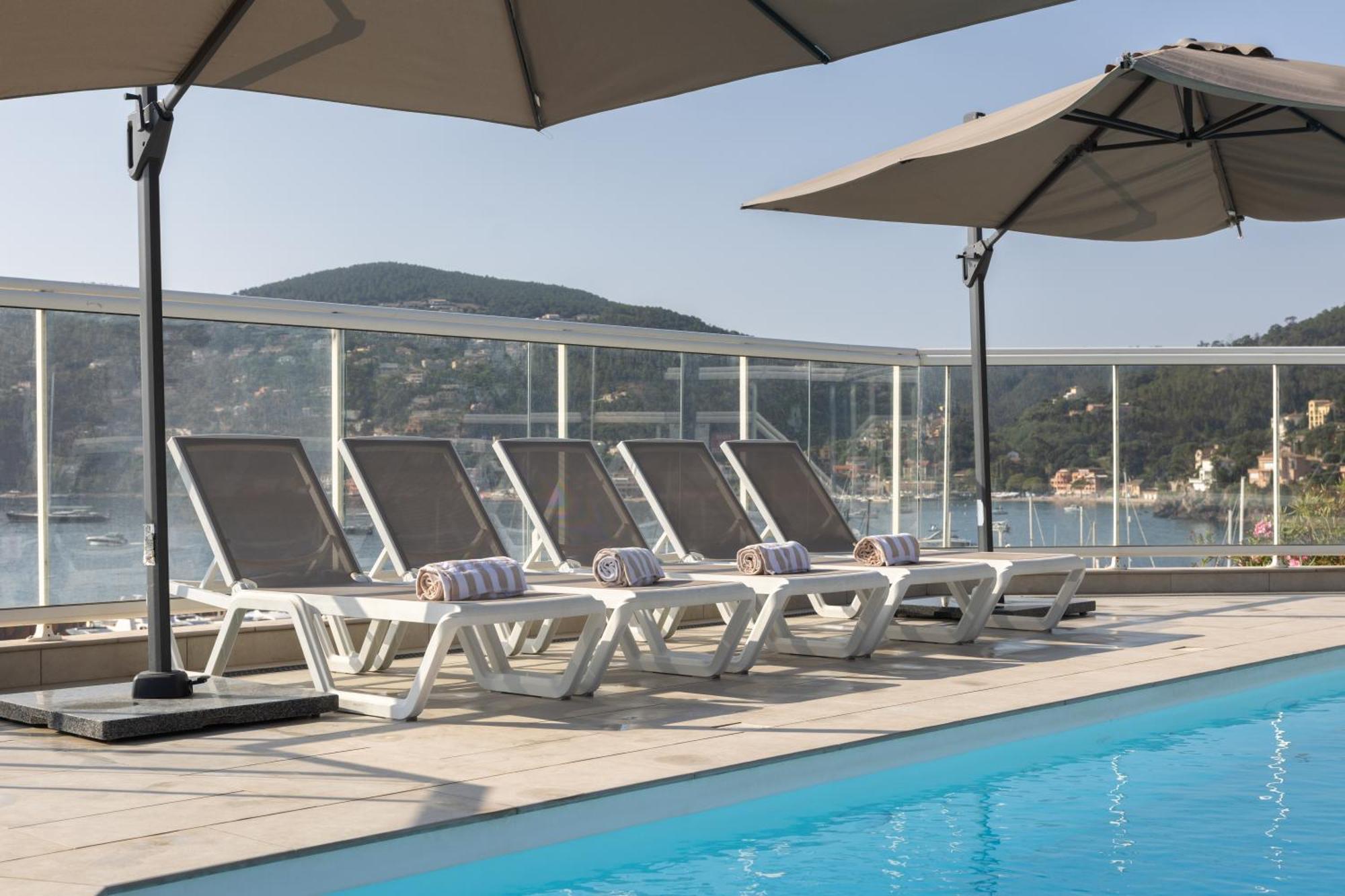 Riviera Beach Hotel มองเดอลิเยอลานาปูล ภายนอก รูปภาพ